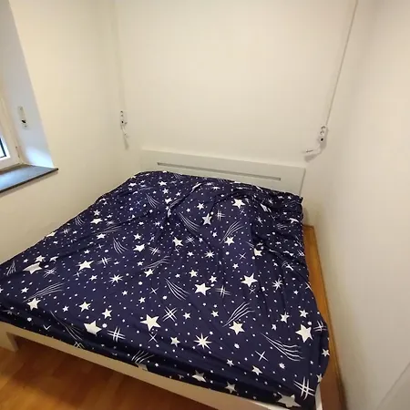 Check Ferien Dot World